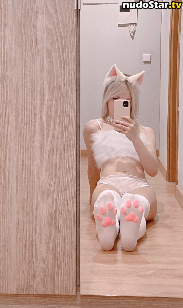 kitty.aliice / marinaserenn Nude OnlyFans Leaked Photo #14