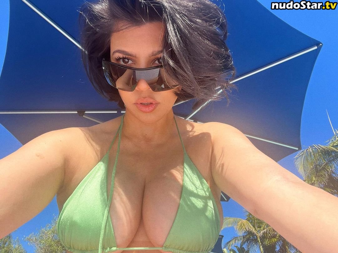 Kourtney Kardashian / kourtneykardash Nude OnlyFans Leaked Photo #6