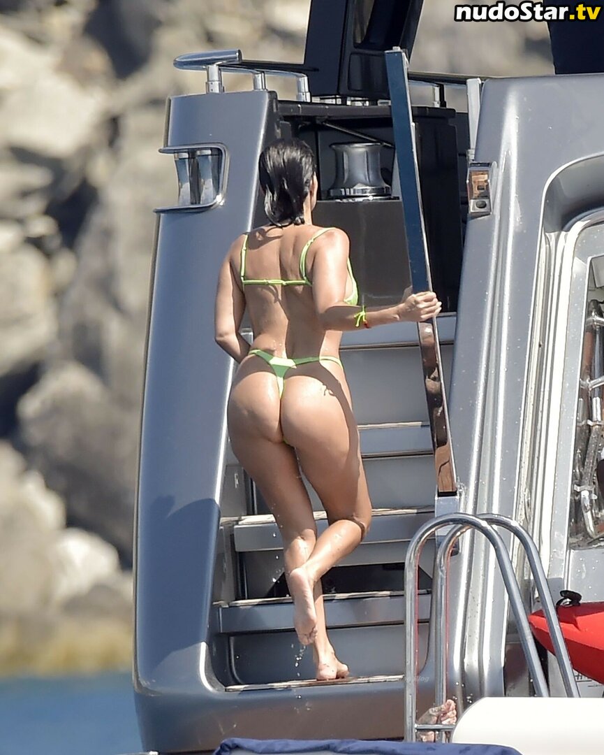 Kourtney Kardashian / kourtneykardash Nude OnlyFans Leaked Photo #273