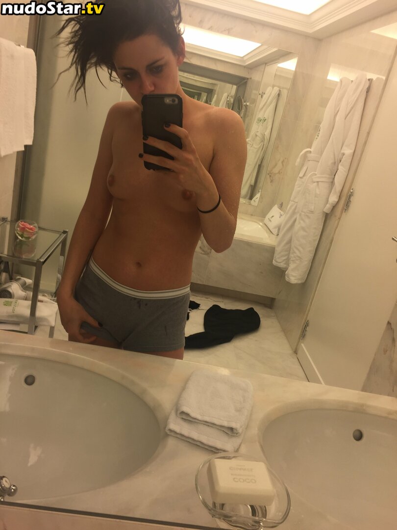Kristen Stewart / kristenstewart / kristenstewartx Nude OnlyFans Leaked Photo #144