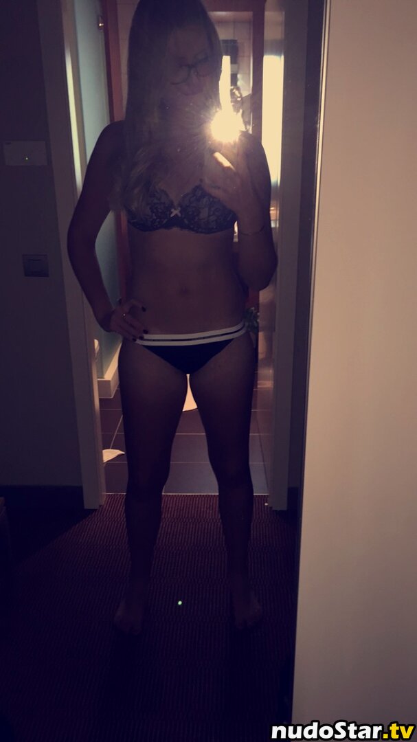 Kristina Mladenovic / kristinamladenovic93 Nude OnlyFans Leaked Photo #9