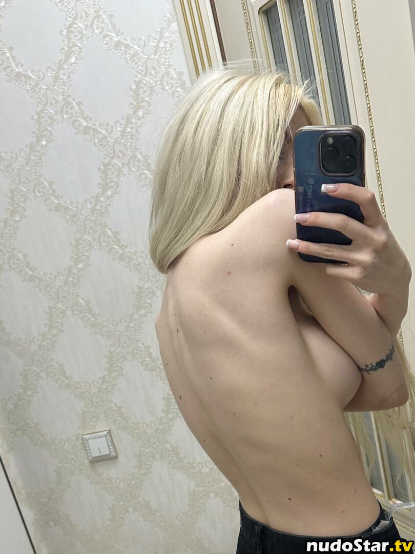 ksushechkakkk / sunny_kerss Nude OnlyFans Leaked Photo #56