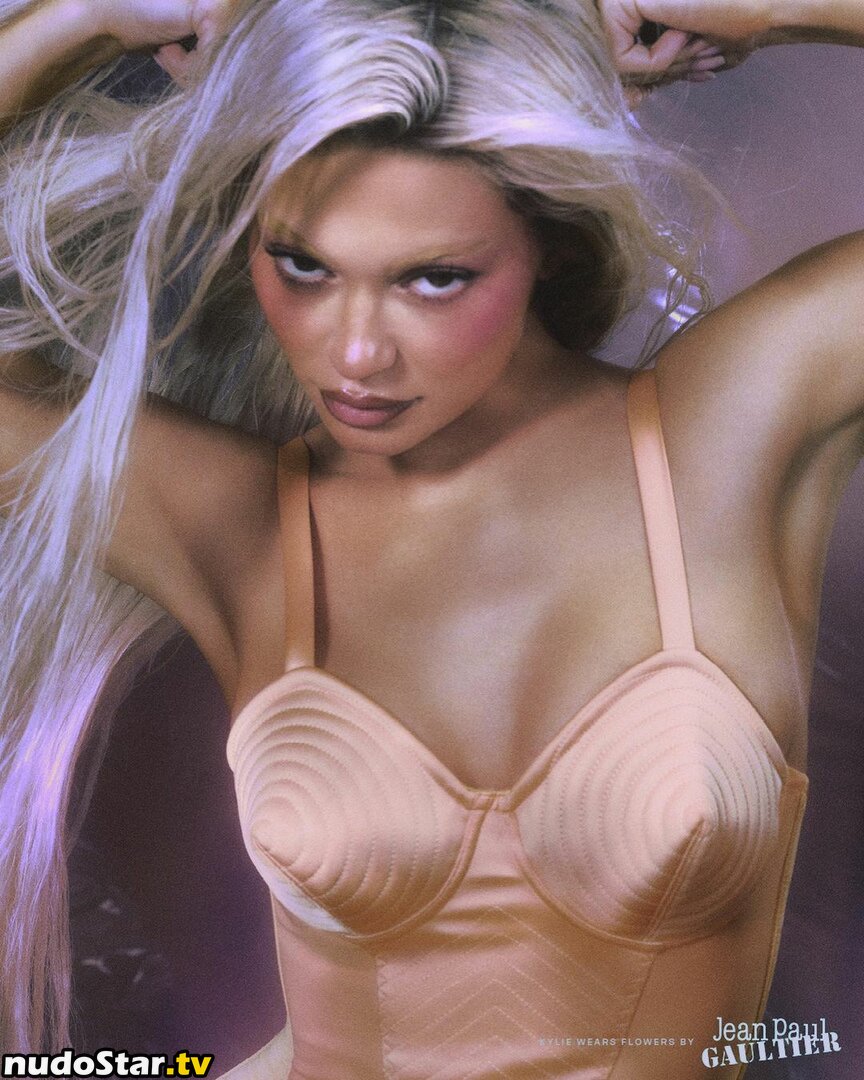 Kylie Jenner / kyliejenner / kyliejenner.2 Nude OnlyFans Leaked Photo #165