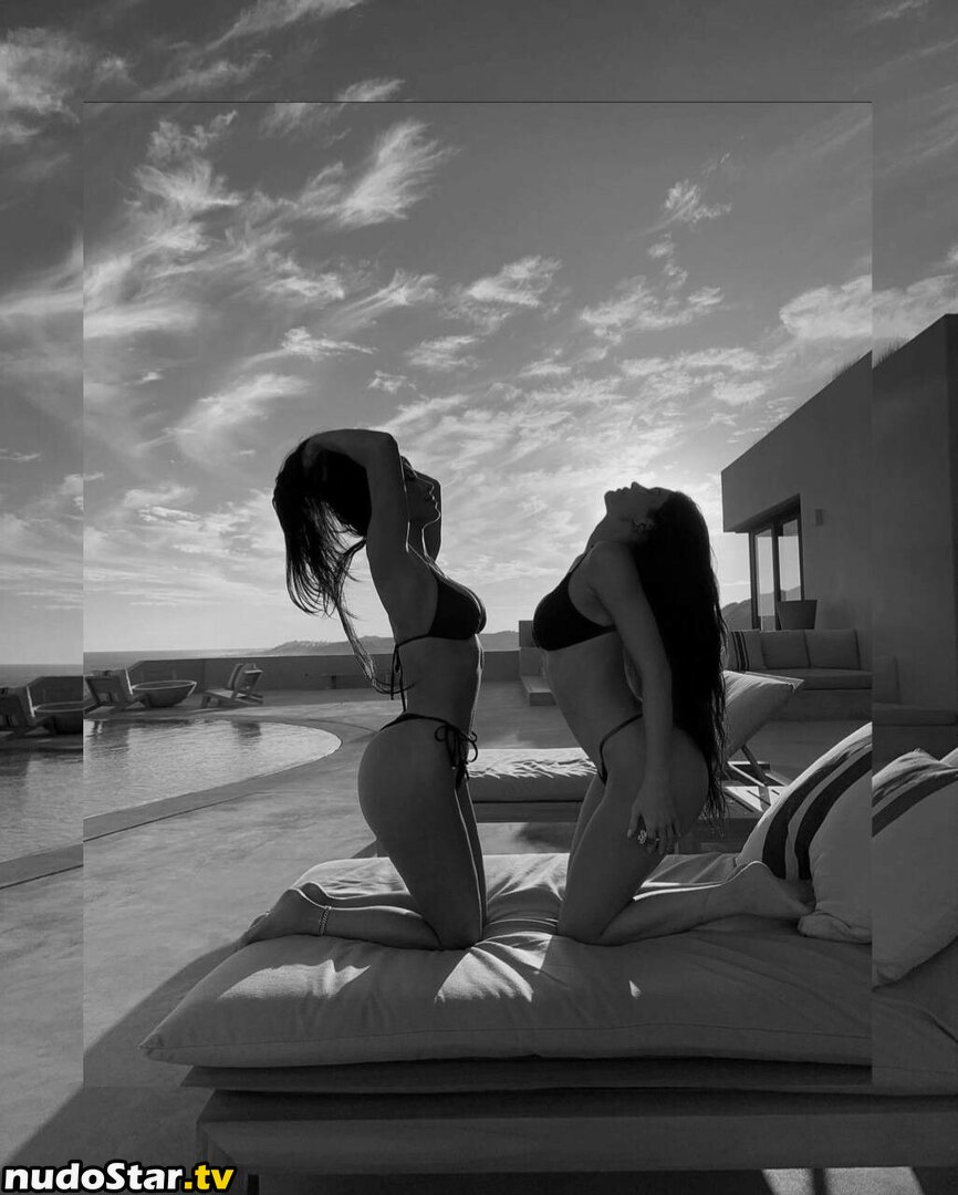 Kylie Jenner / kyliejenner / kyliejenner.2 Nude OnlyFans Leaked Photo #890