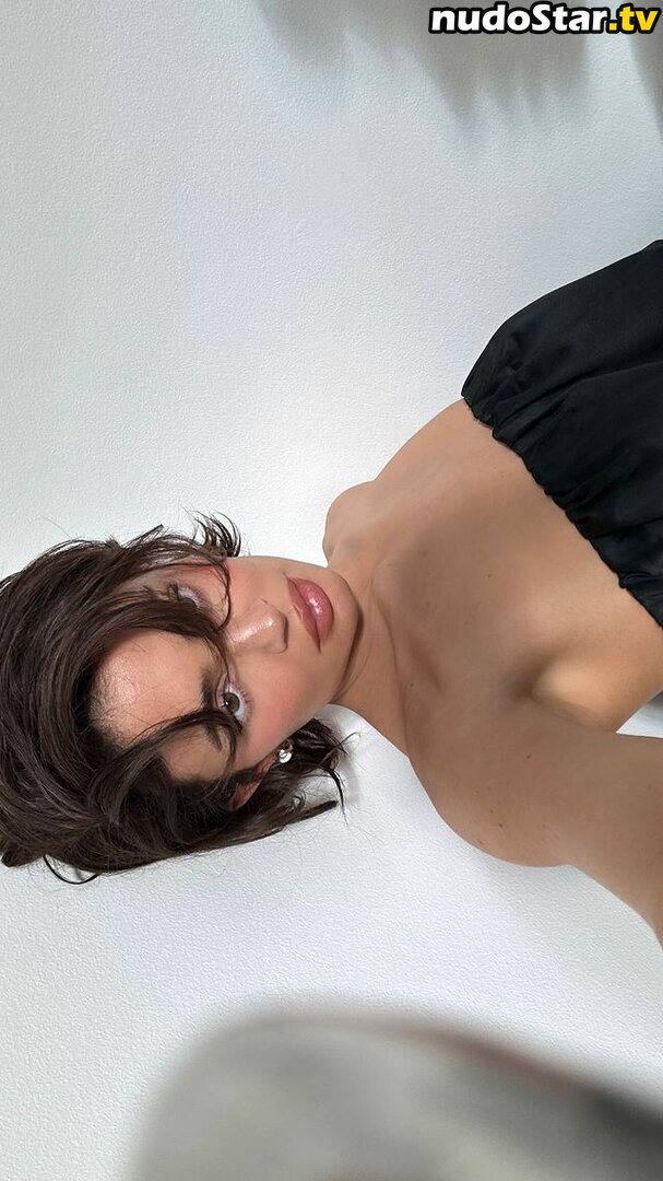 Kylie Jenner / kyliejenner / kyliejenner.2 Nude OnlyFans Leaked Photo #1040