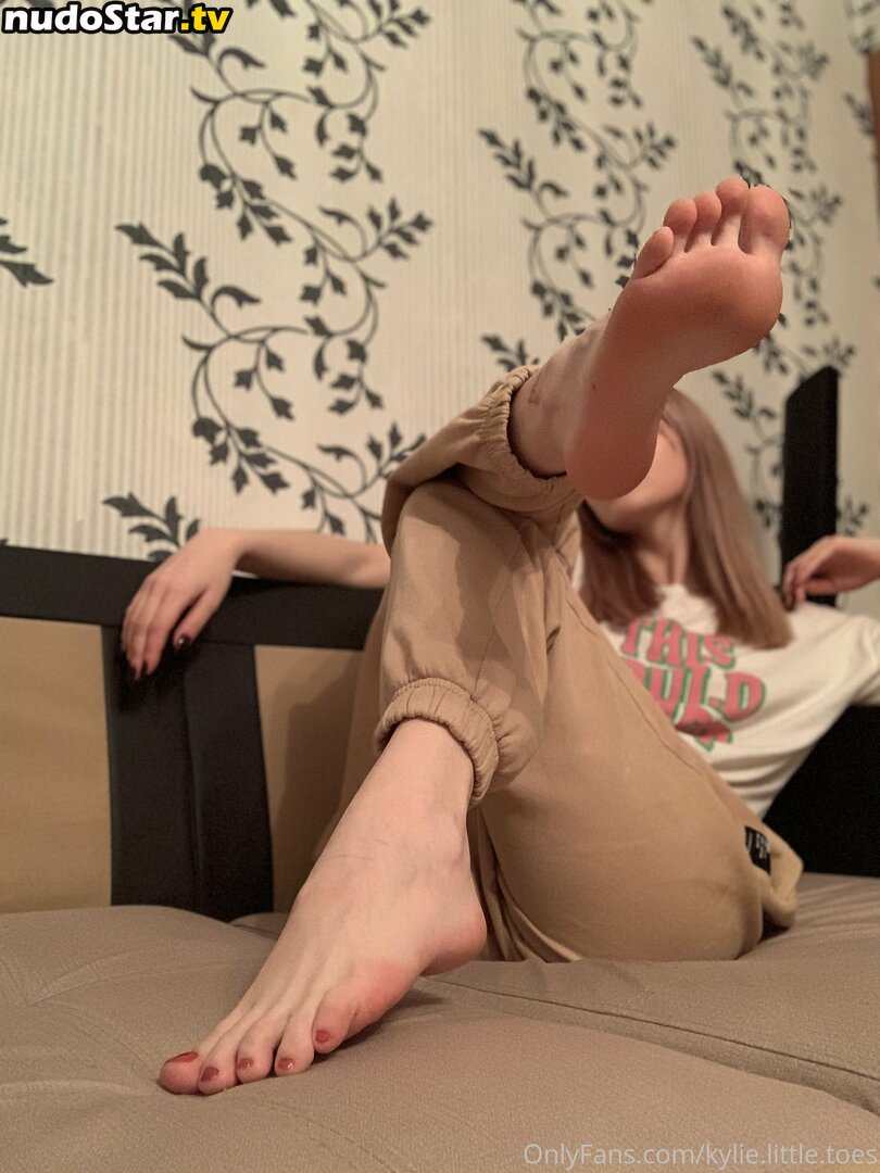 kylie.little.toes Nude OnlyFans Leaked Photo #20
