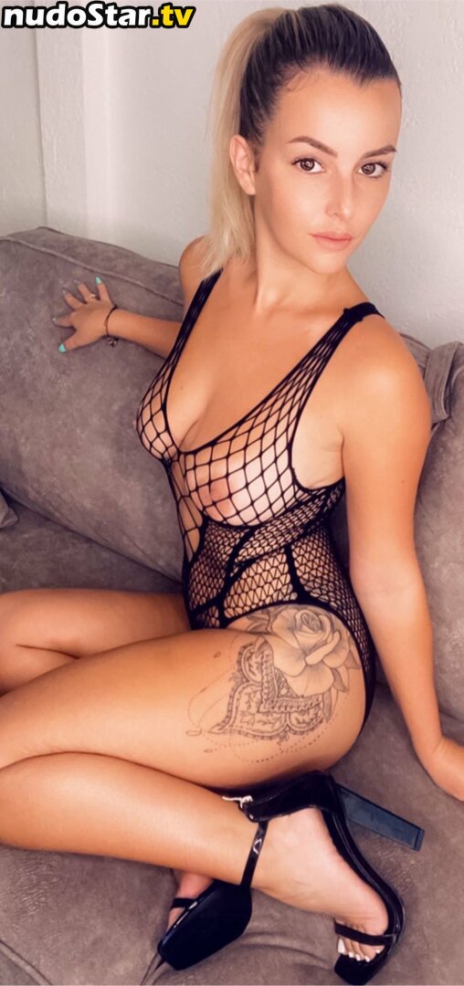 jodielapetitefrenchie / la_petite_frenchie / la_petitefrenchie_02 Nude OnlyFans Leaked Photo #136