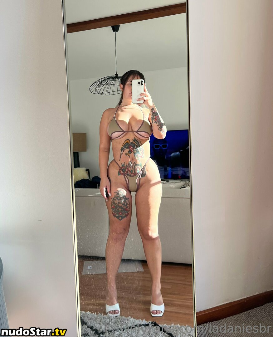 Daniela / Ladaniesbr / Yourbraziliangoddess Nude OnlyFans Leaked Photo #8