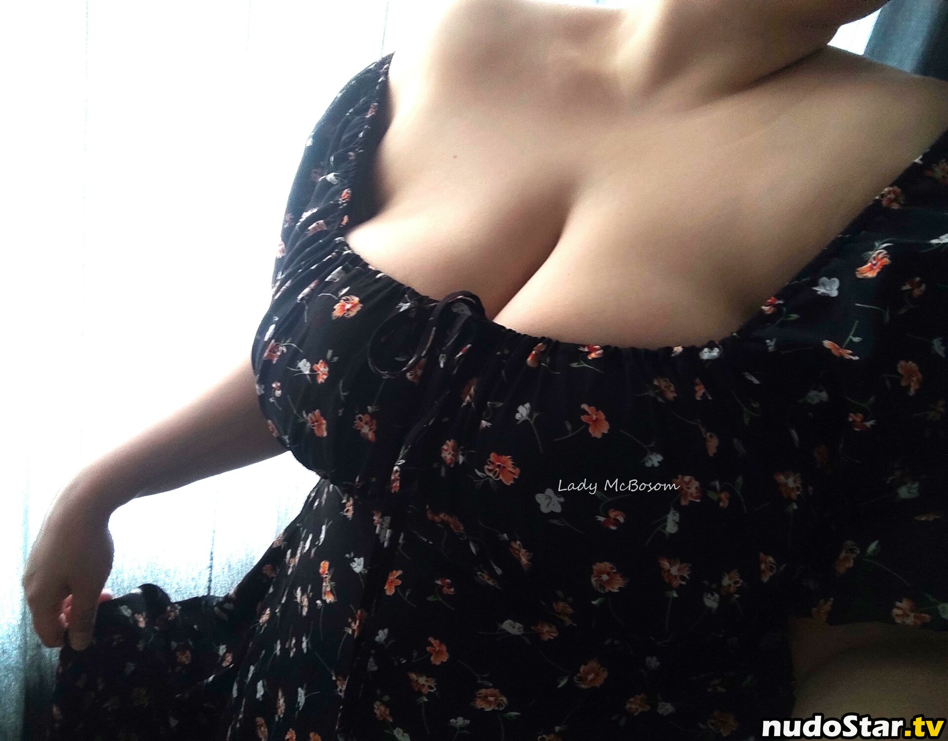 Lady McBosom / LadyMcBosom / catherinemcbroom Nude OnlyFans Leaked Photo #16
