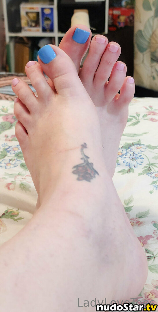ladylovetoes / ladytoess Nude OnlyFans Leaked Photo #42
