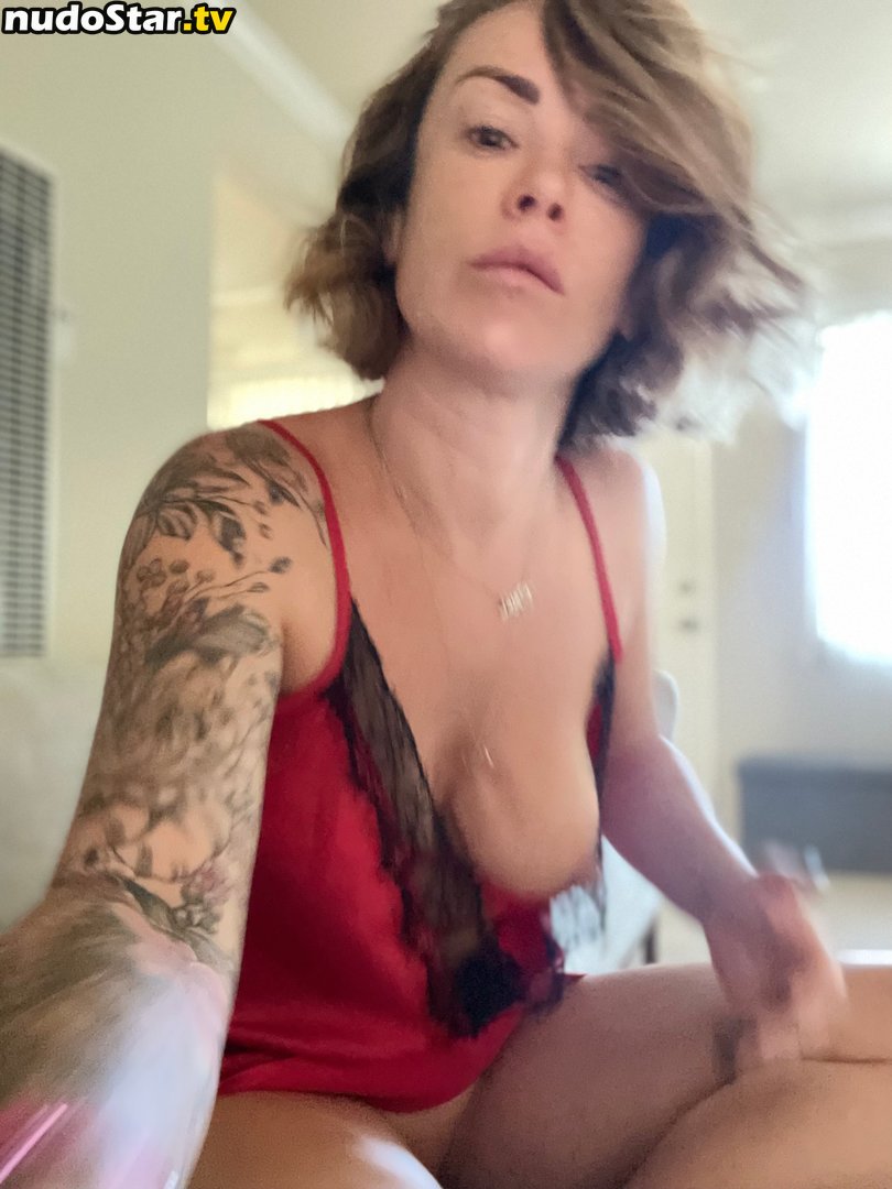 Lainey Griffin / laineybopster Nude OnlyFans Leaked Photo #3