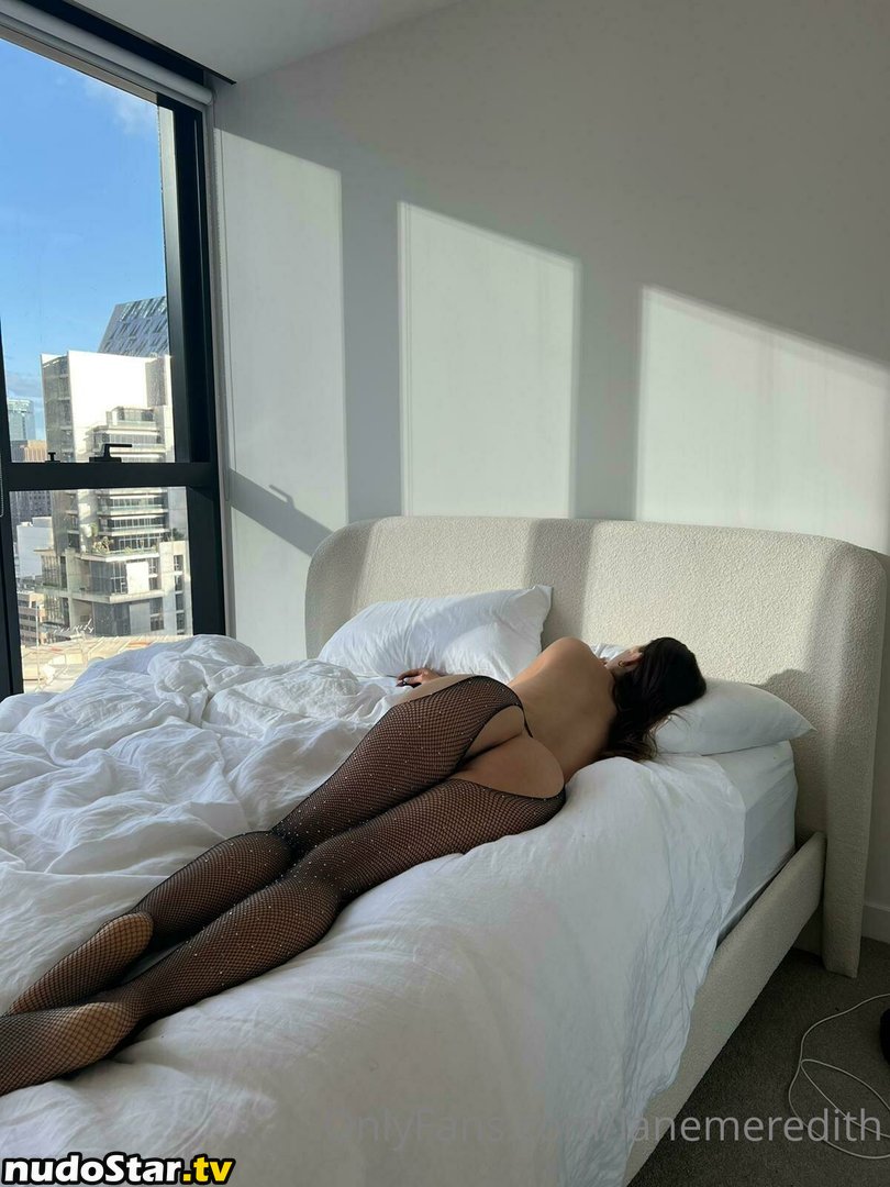 lanemeredithfree / whatisthemaximumcapacityonthis Nude OnlyFans Leaked Photo #12