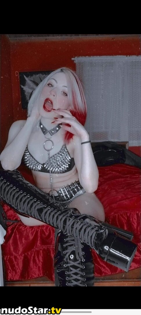 Larissa Macena / vampyra_silence Nude OnlyFans Leaked Photo #14