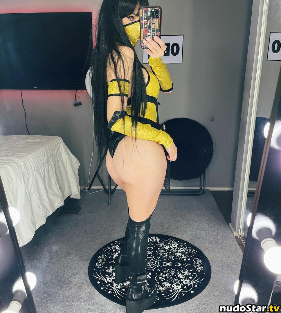 Laura Amuyus / The Horror Doll / laura_reeperbahn / the_horrordoll Nude OnlyFans Leaked Photo #19