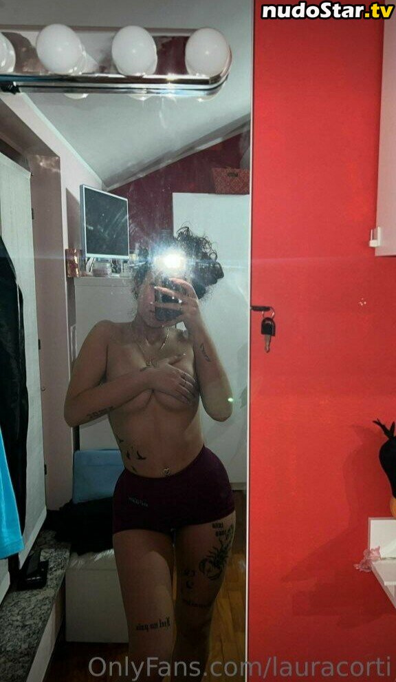 Laura Corti / lauraacortii / lauracorti Nude OnlyFans Leaked Photo #10