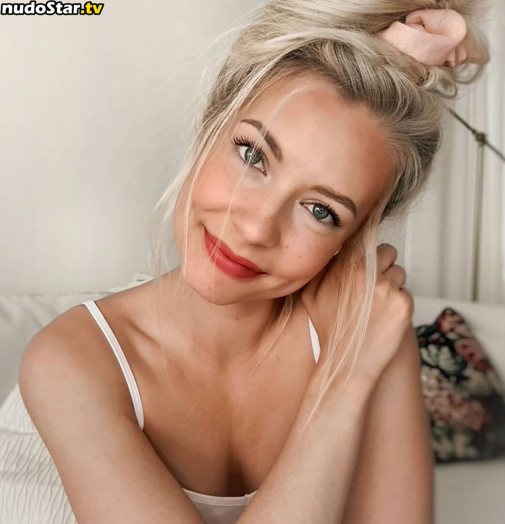Laura Nieminen / laurenzinaa Nude OnlyFans Leaked Photo #40