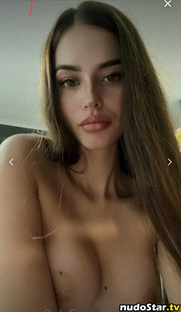 Laura Sierra / juliarizas / laurasierratv Nude OnlyFans Leaked Photo #2