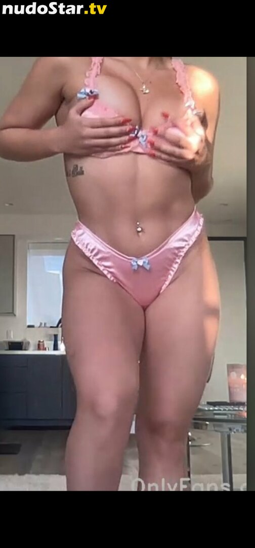 Lauren Corazza / laurecorazza / laurencorazza Nude OnlyFans Leaked Photo #3