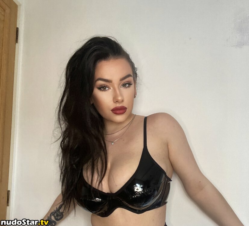 Leah X Nude OnlyFans Leaked Photo #13