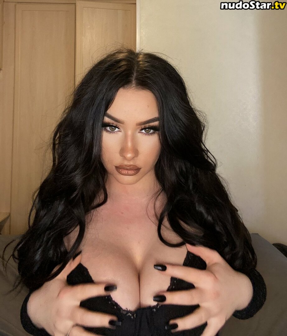 Leah X Nude OnlyFans Leaked Photo #16