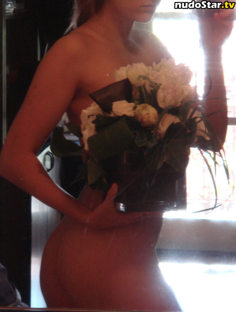 Leelee Sobieski / MissSobieski / leeleesobieskii Nude OnlyFans Leaked Photo #40