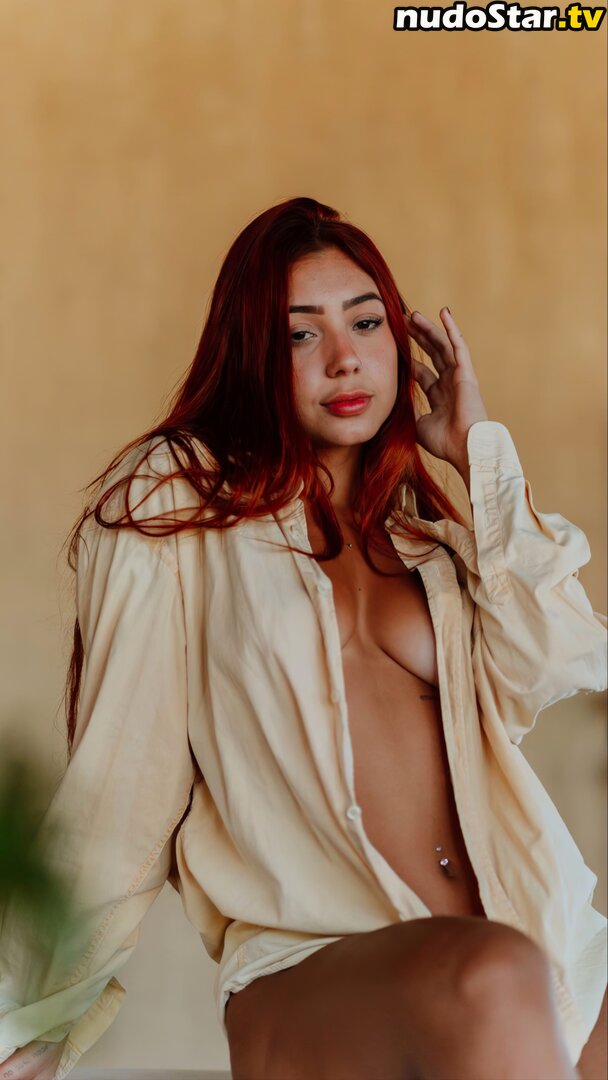 Castrollet / DEZOITOU / Leticia Castro / leticiacastroficial / thayscastro Nude OnlyFans Leaked Photo #46