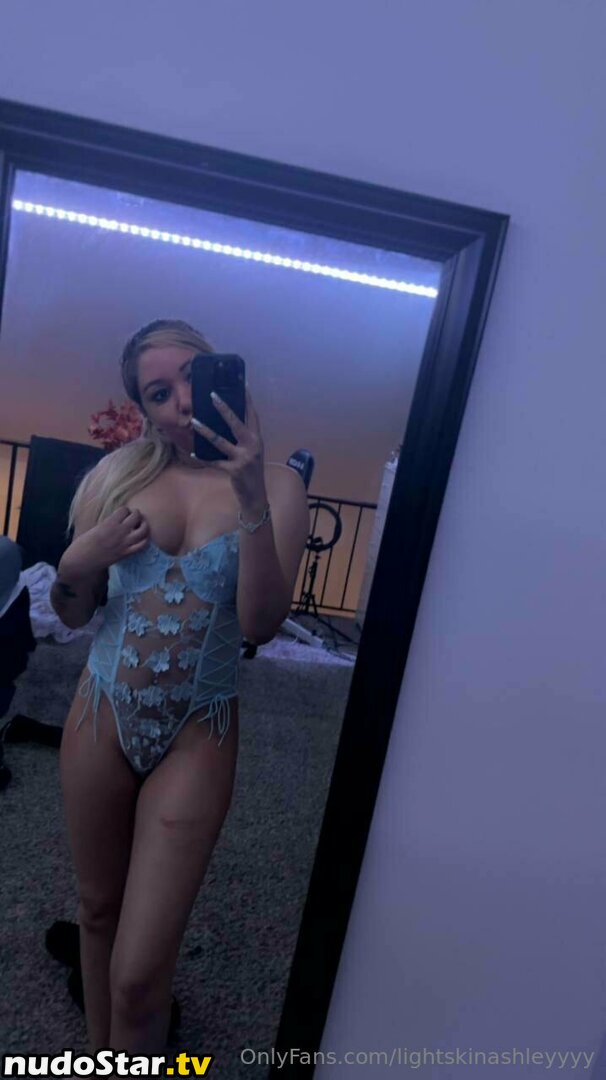 datzashley / lightskinashleyyyy Nude OnlyFans Leaked Photo #56