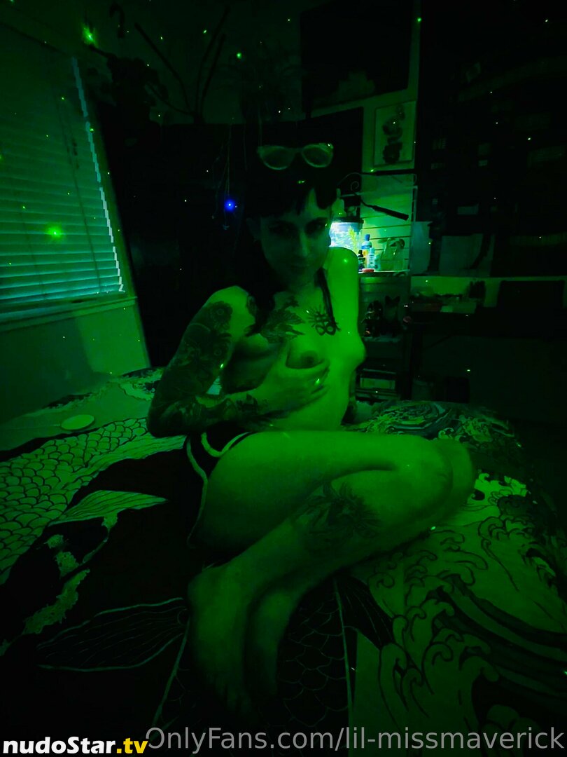 lil-missmaverick / miss_midnight_maverick Nude OnlyFans Leaked Photo #117