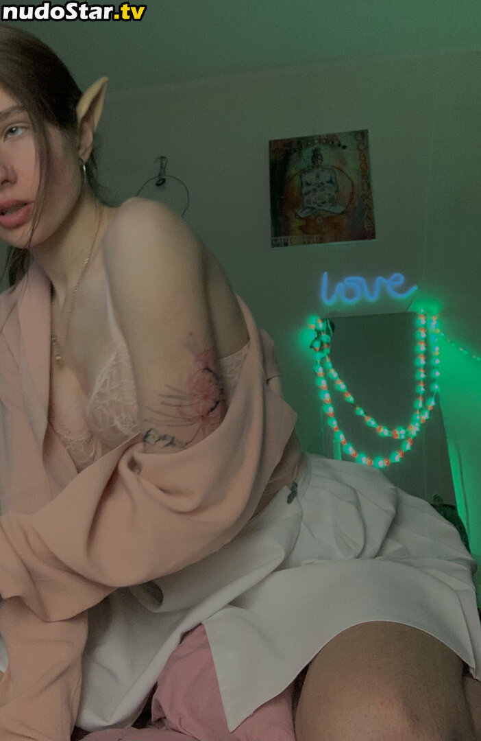 lilbiii / love.lost420 Nude OnlyFans Leaked Photo #1