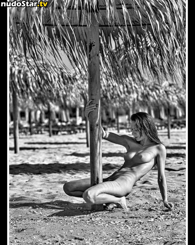 Lili Bulgarian / Lilith13goddesss / lilith13goddesssss Nude OnlyFans Leaked Photo #7