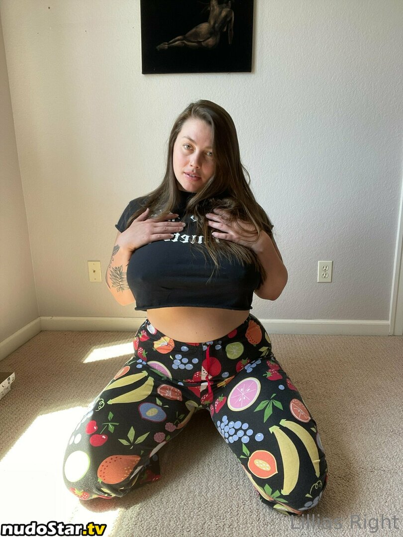 Lillias Right / RightLillias / lillias_right / lilliasright Nude OnlyFans Leaked Photo #240