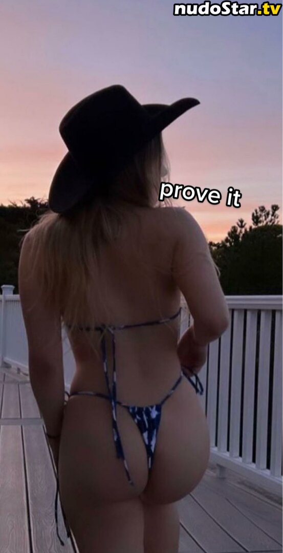 Lillie Goldman / lilliegoldman__ Nude OnlyFans Leaked Photo #62