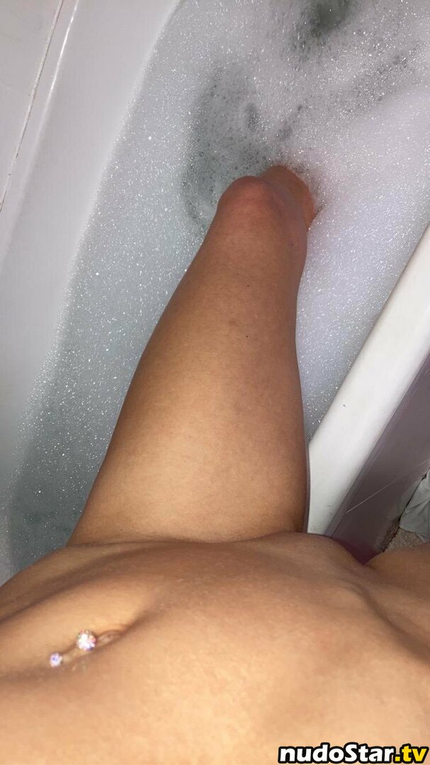 lillycush / lillygush Nude OnlyFans Leaked Photo #2