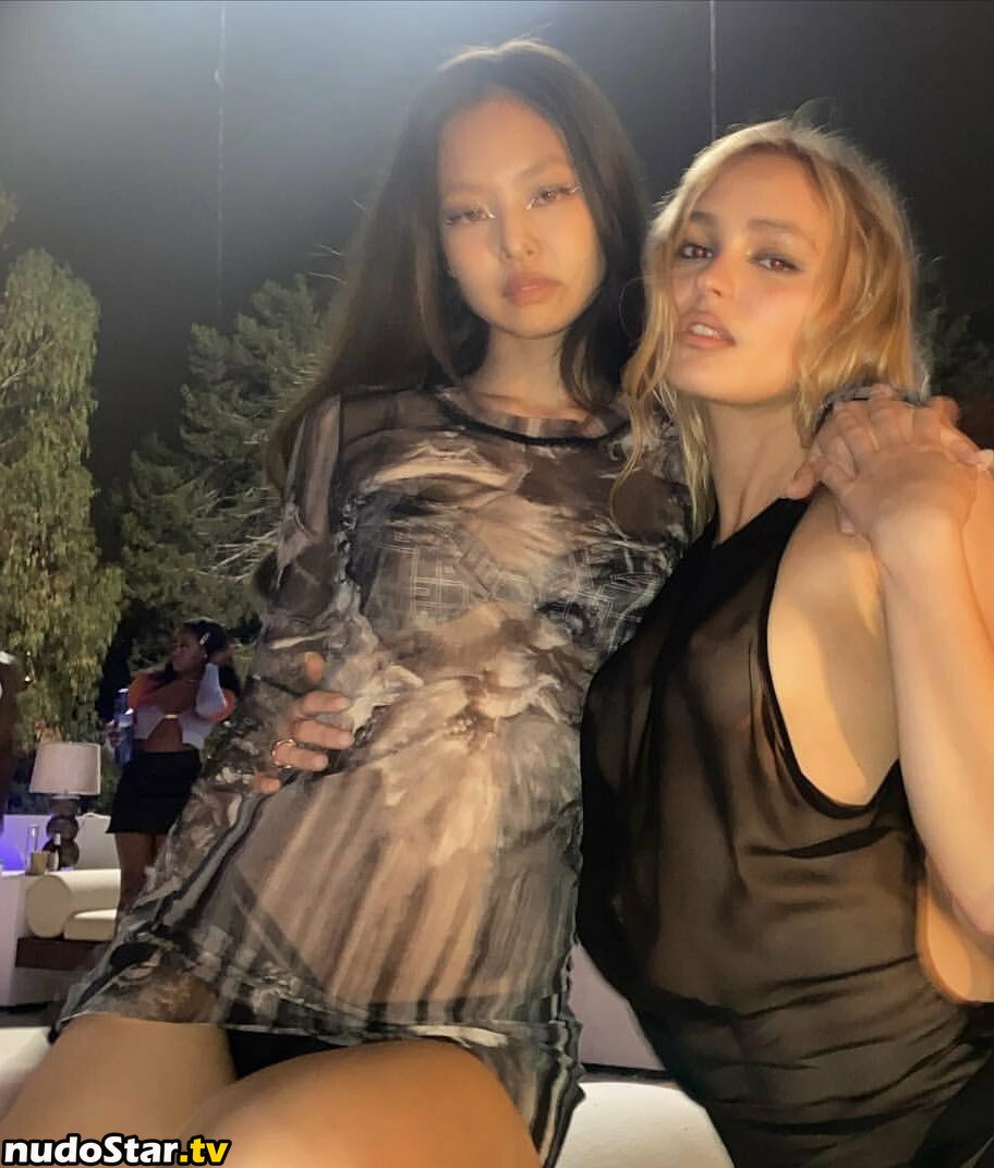 Lily-Rose Depp / LilyRoseMelDepp / lilyrose_depp Nude OnlyFans Photo #38 -  Nudostar.TV