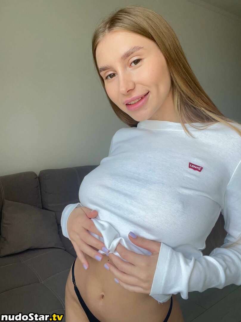 lily_vip_official / lilygirl_official Nude OnlyFans Leaked Photo #9
