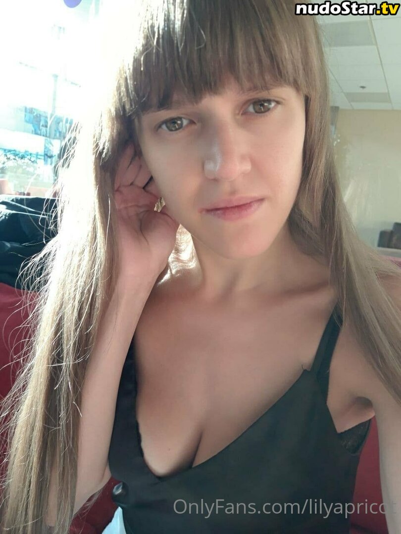 lilyapricot / poodle_lily Nude OnlyFans Leaked Photo #88