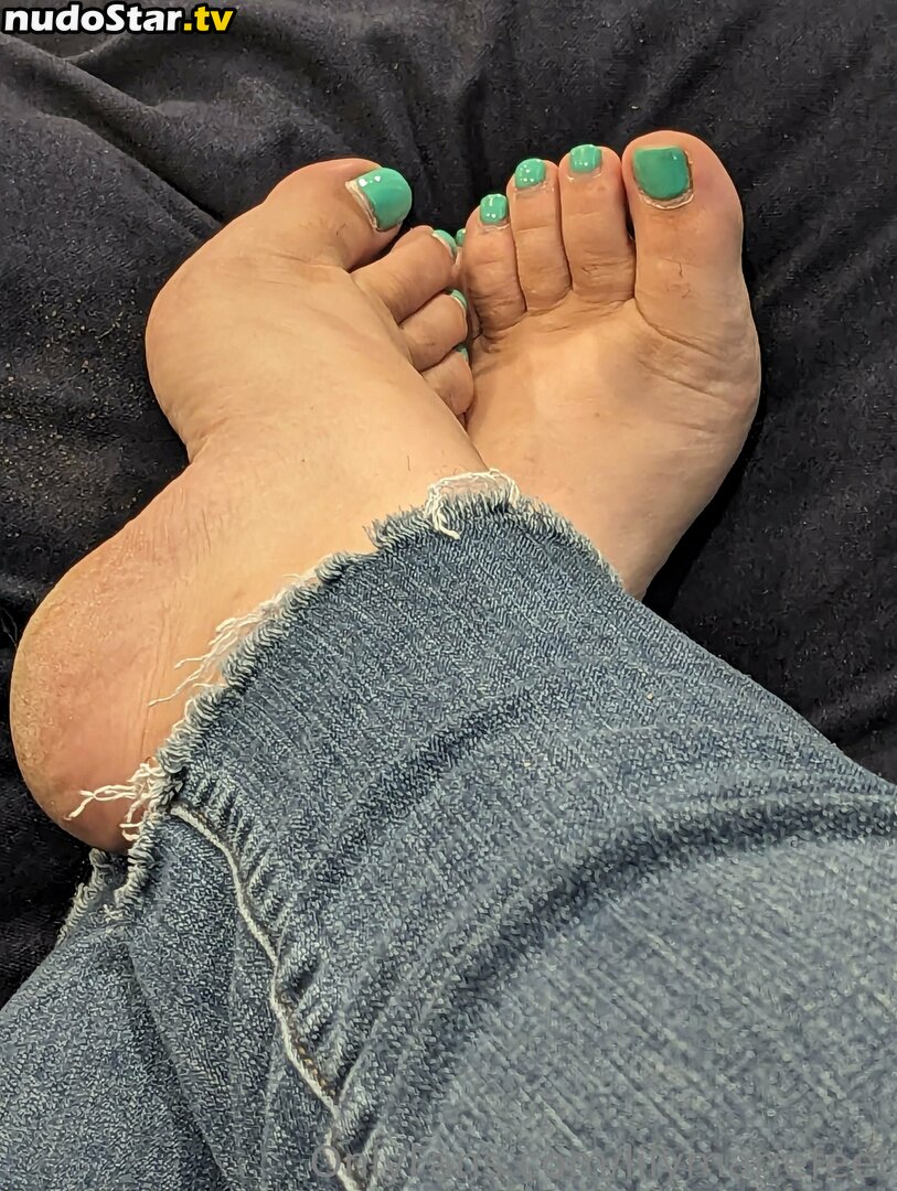 lilymarie.f / lilymariefeet Nude OnlyFans Leaked Photo #27
