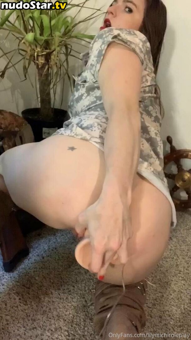 lilymichifree / lilyyfree Nude OnlyFans Leaked Photo #23