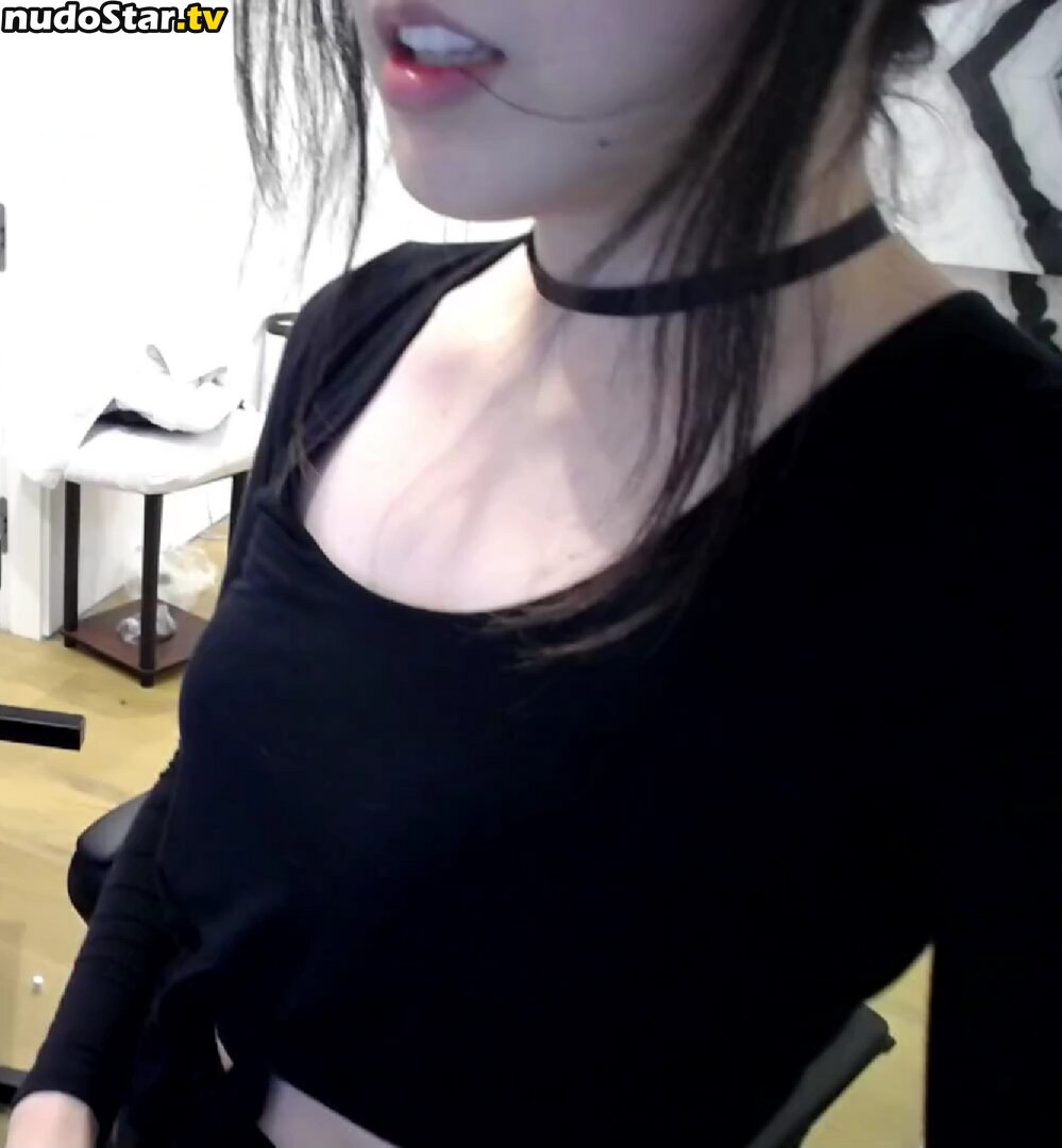 LilyPichu / onlysaber Nude OnlyFans Leaked Photo #84