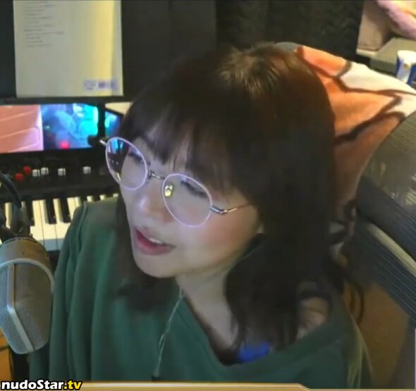 LilyPichu / onlysaber Nude OnlyFans Leaked Photo #381
