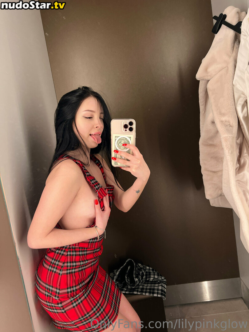 lilpink3y / lilypinkglow Nude OnlyFans Leaked Photo #27