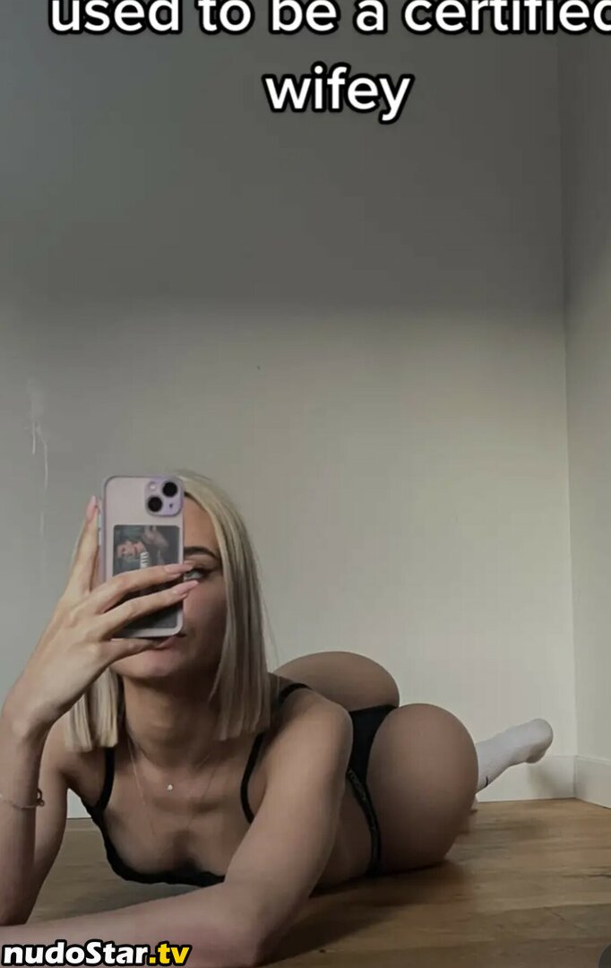 Lina_hsly / linahslyth Nude OnlyFans Leaked Photo #15