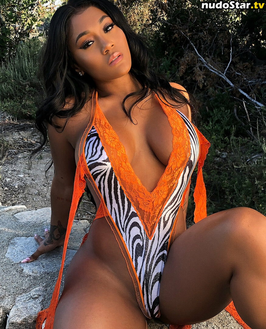 Lira Galore / Lira Mercer / lira_galore / liragalore Nude OnlyFans Leaked Photo #10