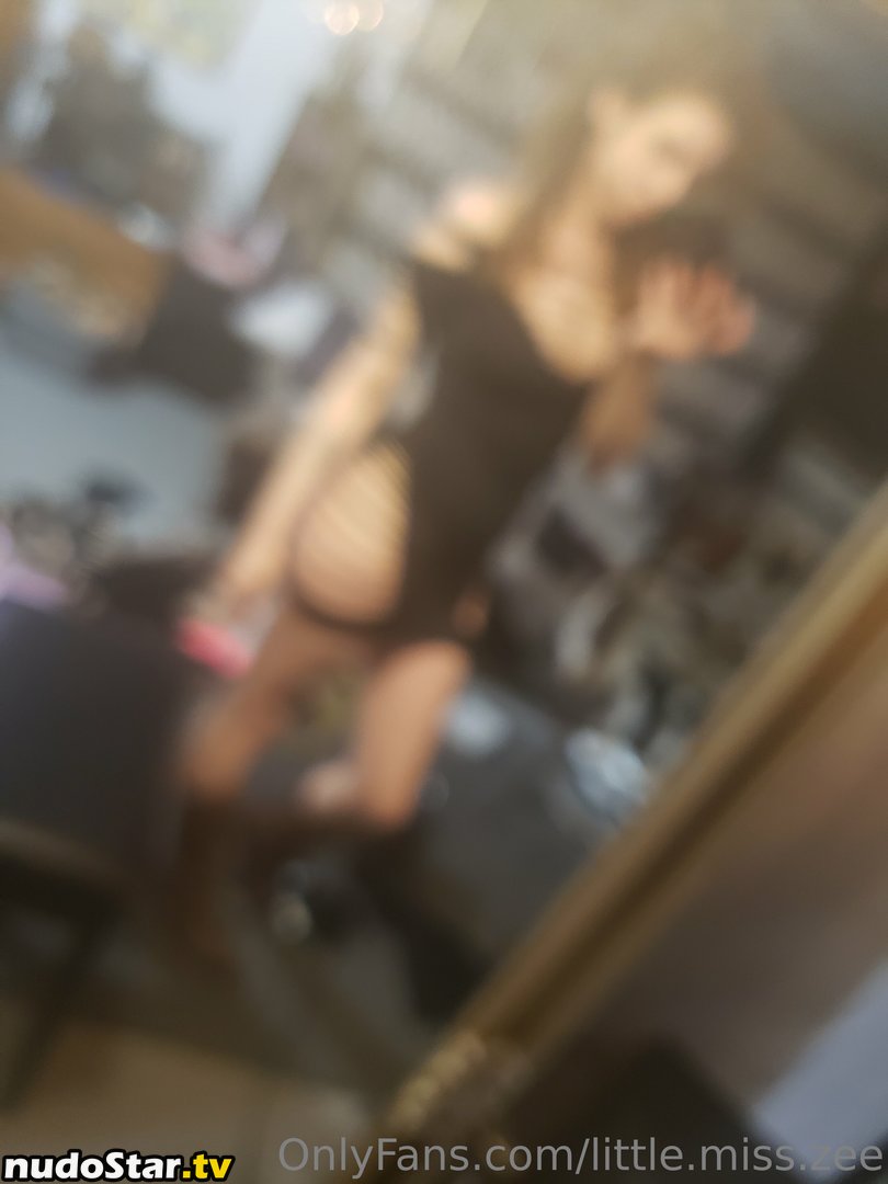 little.miss.zee / little_misszee Nude OnlyFans Leaked Photo #21