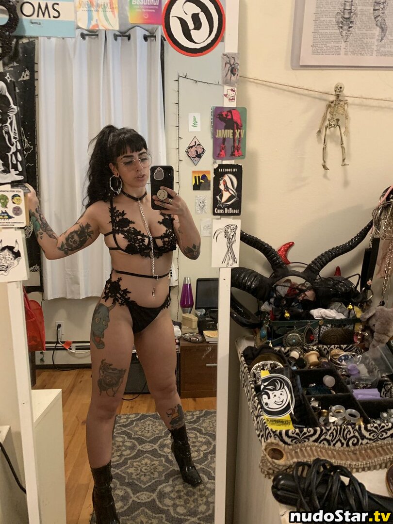 Littlefilthyb / Sophia Succubus / lilexhaustion / lilfilth / lilfilthyfreak Nude OnlyFans Leaked Photo #4