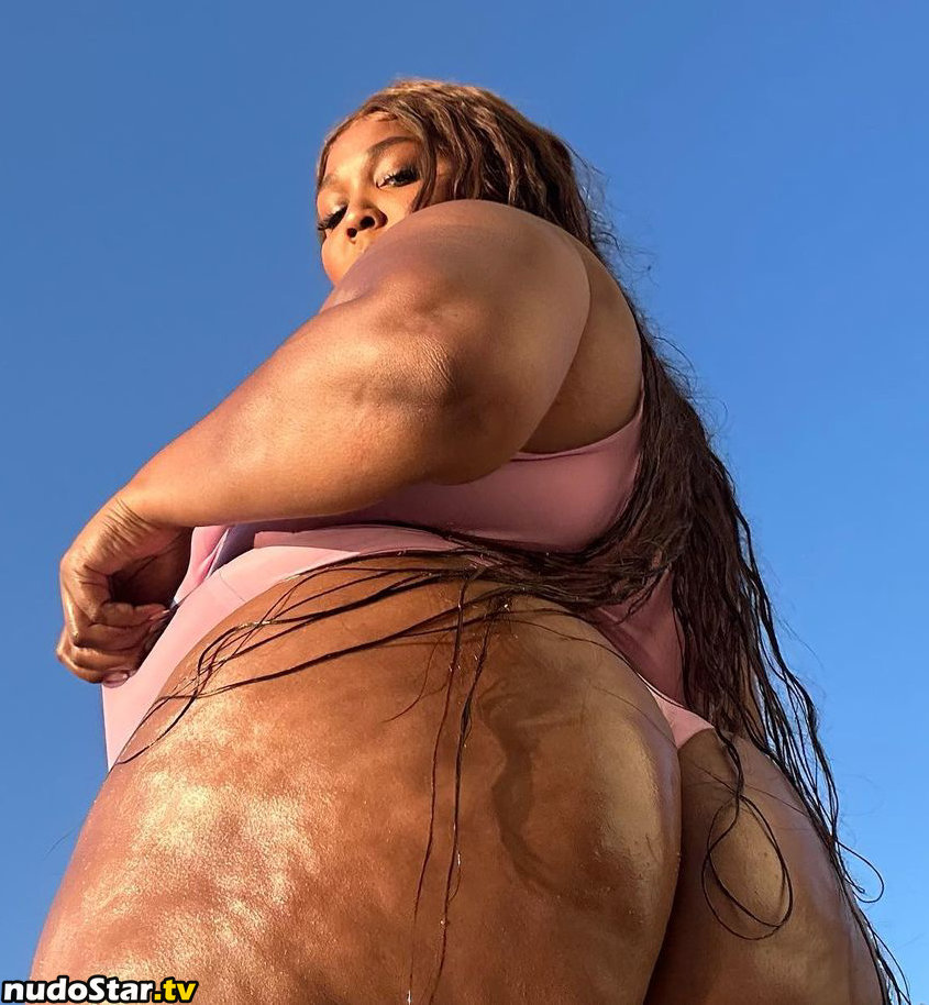 Lizzo / lizzobeeating Nude OnlyFans Leaked Photo #27