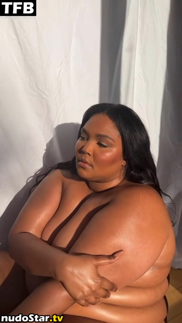 Lizzo / lizzobeeating Nude OnlyFans Leaked Photo #31