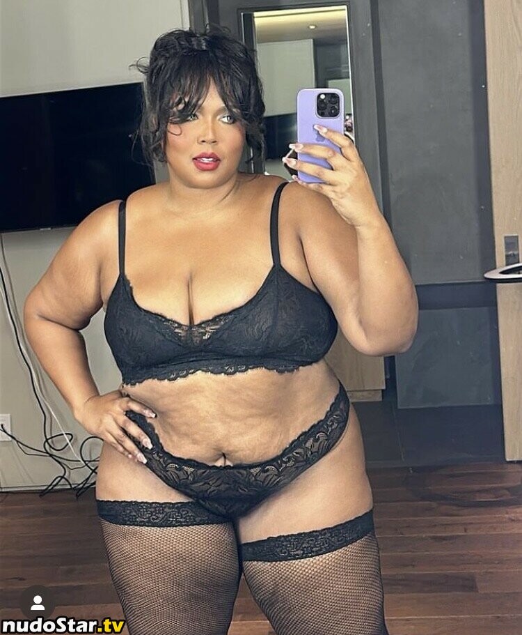 Lizzo / lizzobeeating Nude OnlyFans Leaked Photo #42