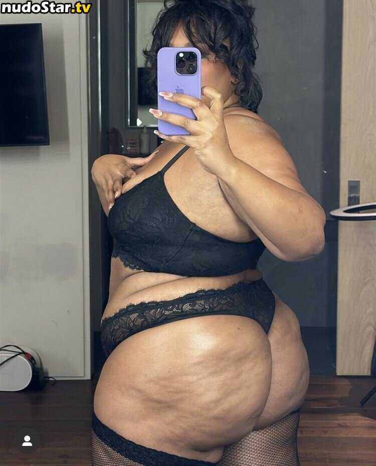 Lizzo / lizzobeeating Nude OnlyFans Leaked Photo #43