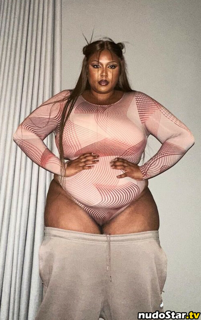 Lizzo / lizzobeeating Nude OnlyFans Leaked Photo #44
